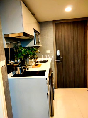 ขายคอนโด : 1 Bed For Rent and Sale Good Location Close To MRT Rama 9-KnightsBridge Space – Rama 9