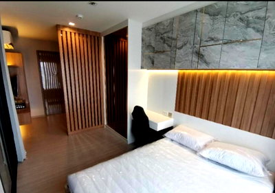 Condos for rent : For rent: Life Asoke Hype, corner room, beautiful, cheap, ready to move in, near MRT Rama 9. Interested? Add Line: @841qqlnr