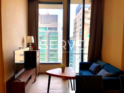 คอนโดให้เช่า : 1 Bed with Bathtub Nice Room and Good Location in Asoke Area MRT Sukhumvit 550 m. & BTS Asok 700 m.-The Esse Asoke