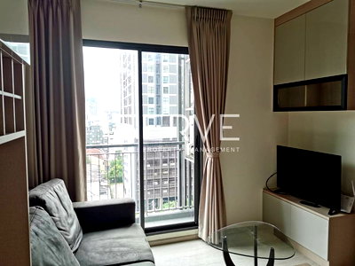 คอนโดให้เช่า : 2 Beds 1 Bath Nice Room Good Location MRT Phra Ram 9  300 m. and CentralPlaza / For Rent & For Sale-Rhythm Asoke