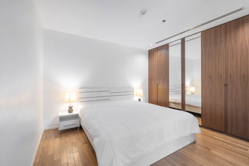 WS4338 🏢 For rent: The Legend Saladaeng Pet Friendly 🐈🦮 Near MRT Silom, only 45,000 baht/month.