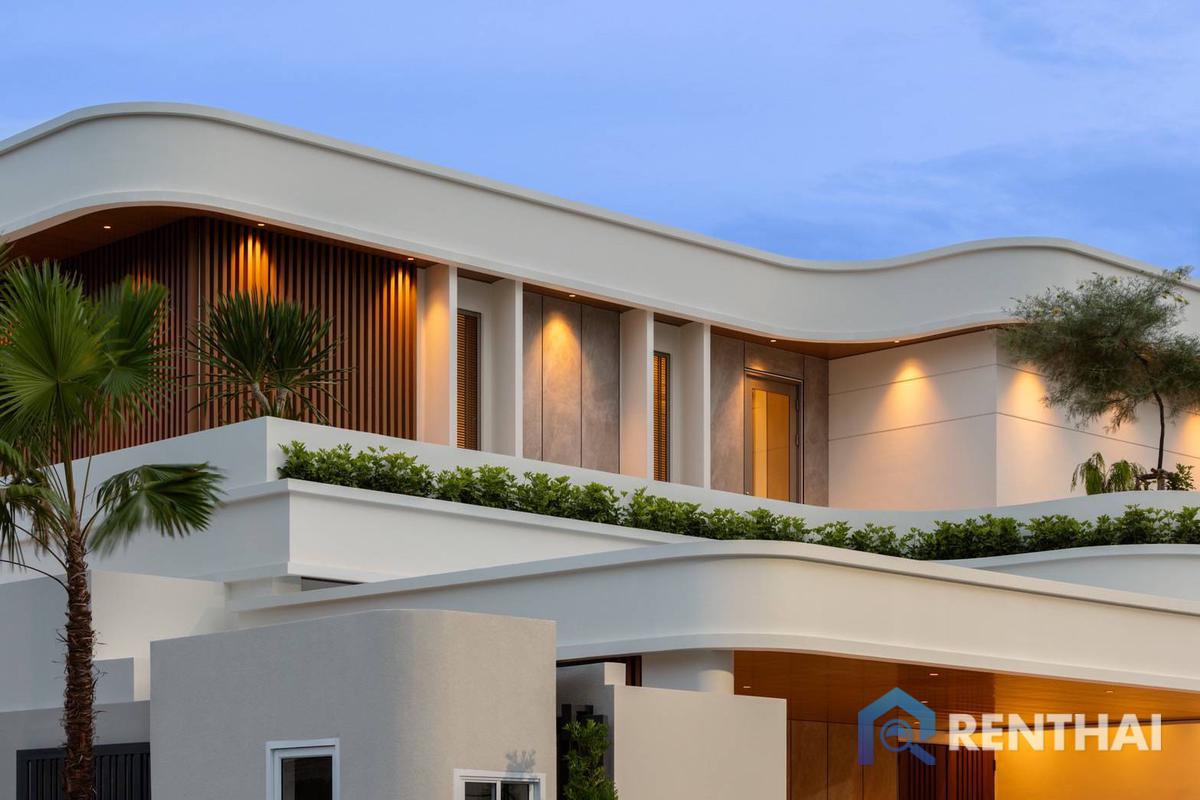 picture Exclusive Modern 4-Bedroom Pool Villa  Prime Pattaya - 12/15