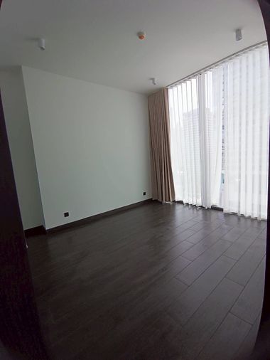 Tait 12 Sathorn Bangrak more details contact Line: nuinuii2