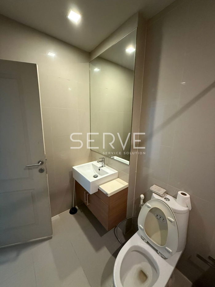 picture 1 Bed 1 Bath with Bathtub Large Room Good Location Close to BTS Phrom Phong 200 m. / For Rent-Noble Refine - 5/6