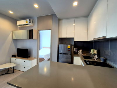 Condos for sale BTS Thong Lo (Thong Lor) : Sell Pet friendly condominium 1 bedroom new renovated fully furnished