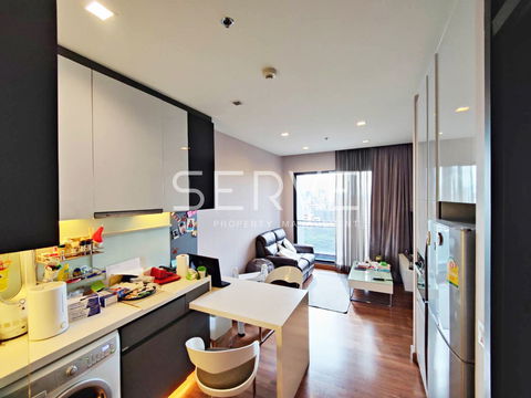 Hot Price !! 1 Bed with Bathtub High Fl. 10+ Good Location Close to MRT Thailand Cultural Centre220m-IVY Ampio