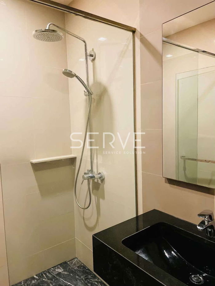 picture 1 Bed 1 Bath Large Room Good Location BTS Asok 250 m. & MRT Sukhumvit 200 m. / For Rent-Edge Sukhumvit 23 - 6/8