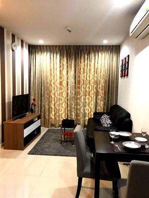 ขายคอนโด : 1 Bed 1 Bath Large Room Good Location Close to MRT Phetchaburi 750 m. / For Rent & Sale-Circle Condominium