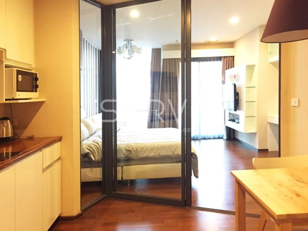 รูป Studio with Partition // Cozy & Homey Style Good Location Close To BTS Thong Lo-Noble Remix - รูปที่ 7/7