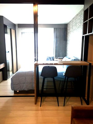 ขายคอนโด : 1 Bed Large Room Good Location Next to MRT Phetchaburi 130 m. & Arl Makkasan 20 m. / Rent & Sale-Life Asoke