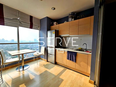 ขายคอนโด :  1 Bed 1 Bath Fully Furnished High Fl. 20+ Perfect Location MRT Ratchadaphisek 0 m. / Condo For Sale-Rhythm Ratchada