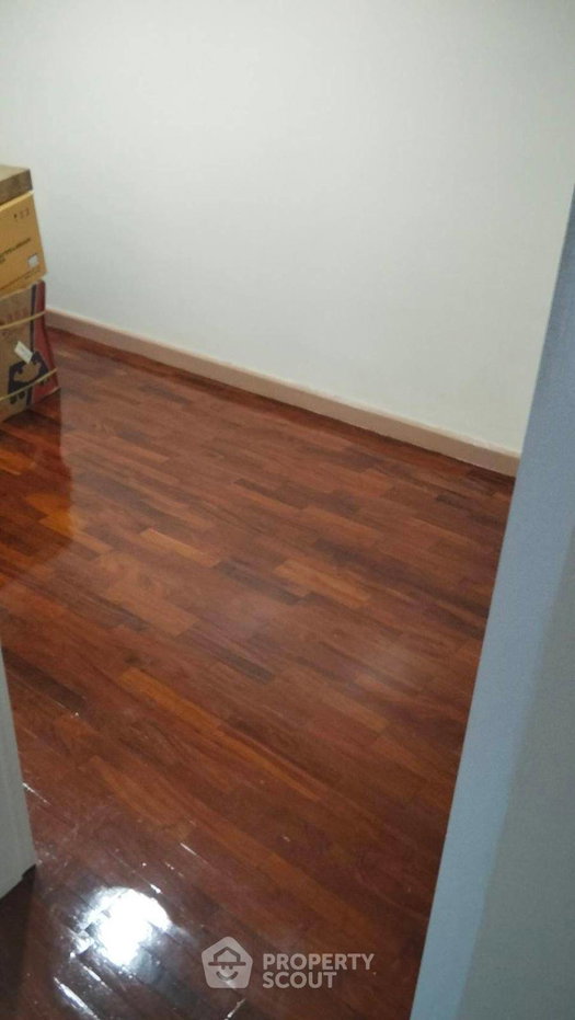 picture 3-BR At Master View Executive Place Near BTS Krung Thon Buri (ID 2329752) - 9/9