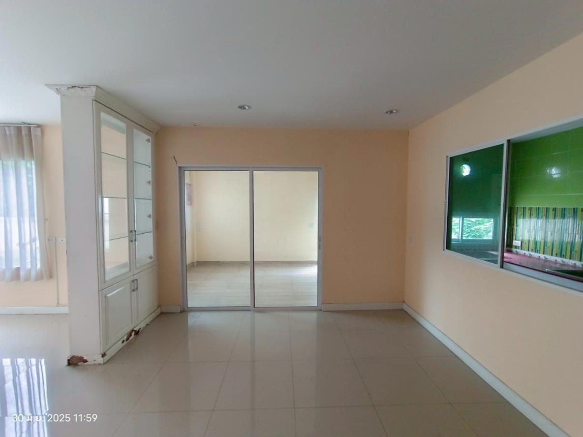 picture HOME for sale  Rachathewa Bang Plee Samut Prakarn - 18/32