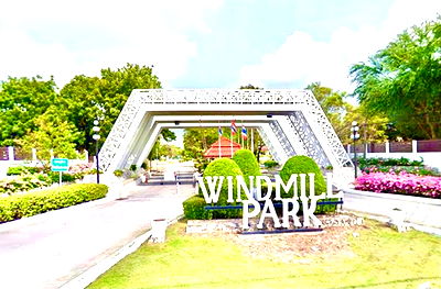 Land for sale Suwannaphum International Airport : Land for Sale at Windmill Village (Summit Windmill Golf Course)396sq.w