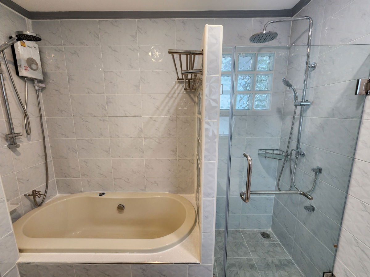 picture 🏡 For sale: newly renovated, beautiful and luxurious detached house with private swimming pool! Supalai Orchid Park Village, Watcharapol  - 10/18