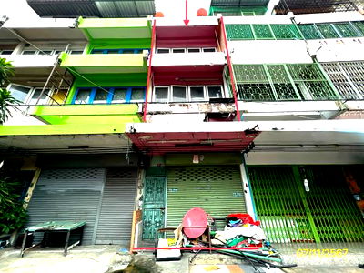 อาคารพาณิชย์ สำหรับขาย - คลองจั่น เขตบางกะปิ กรุงเทพมหานคร