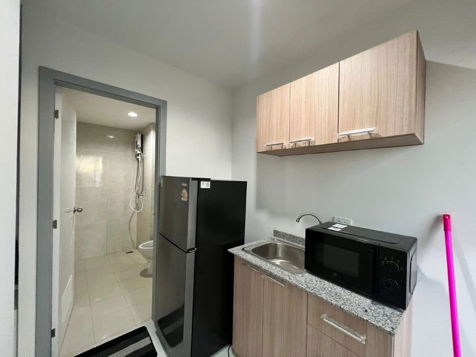 picture ADD line id : @cutecondo available to touring please make appointment here - 5/8