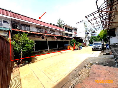 อาคารพาณิชย์ สำหรับขาย วงแหวนแสงประทีป ท่าข้าม เขตบางขุนเทียน กรุงเทพมหานคร