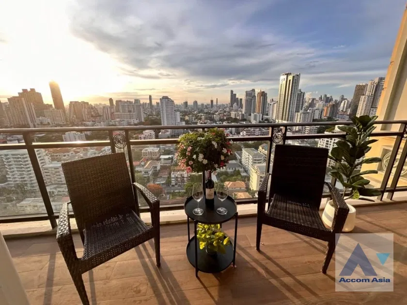 รูป 🔼🔽 AccomA 📩  2 BR Condominium @Royce Private Residences (AA43445) - รูปที่ 2/6