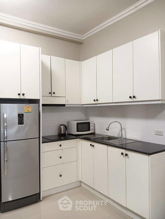 picture 1-BR Condo at Jomtien Complex Condotel close to Jomtien Beach (ID 2331280) - 4/11
