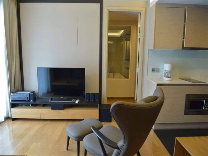 1-bed condo for rent, 55 sqm, Via Botani