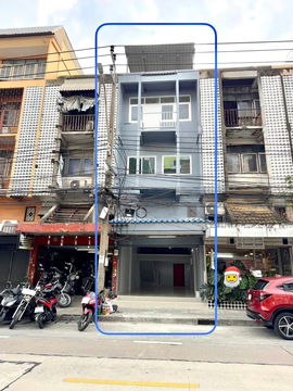 🏙️🔥 ให้เช่าตึกแถวทำเลทอง ใกล้สี่แยกเหม่งจ๋าย รีโนเวทใหม่ พร้อมเข้าอยู่! 📍ตึกแถว 3.5 ชั้น พื้นที่ใช้สอยใหญ่ เดินทางสะดวก