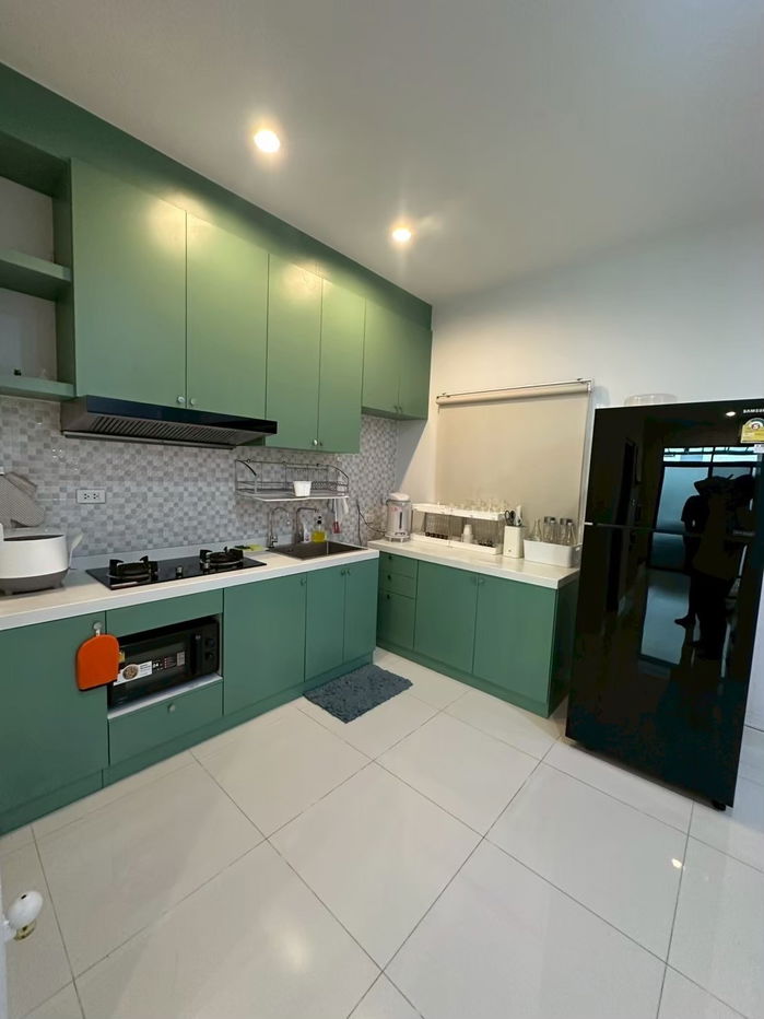 picture For Rent : 3-Storey Townhome – 40,000 THB/Month** 📍 *Cordiz @ Udomsuk, near BTS Udomsuk* ✅ Suitable for residence or office use - 18/28