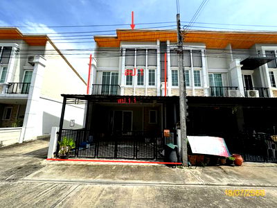Townhouses for sale Ramkhamhaeng University 2 : TOWN_HOUSE for sale  Dok Mai Prawet Bangkok