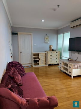 For Rent Lumpini Place Rama 9 fully furnished washing machine included 1 bed 34 sqm. 14,000 baht