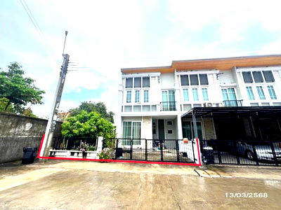 TOWN_HOUSE for sale  Khlong Kum Bueng Kum Bangkok