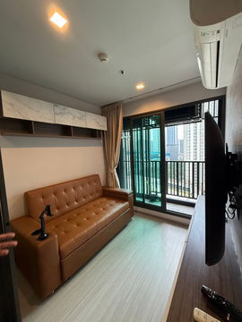 P-119966 Condo for rent Life Ladprao fully furnished (Confirm again when visit).
