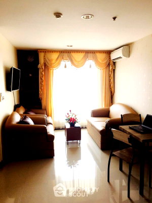 Condos for sale : 2-BR Condo At Baan Pathumwan, 23rd-Floor, 300m To BTS Ratchathewi (ID 1448572)