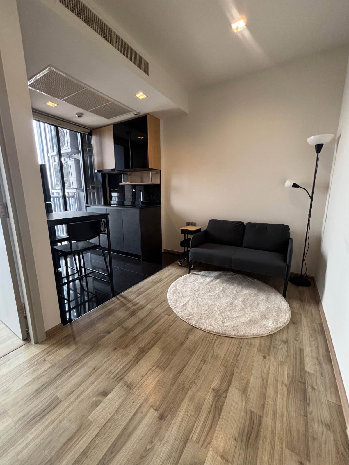 ชั้นสูง 🏙️ (For Rent/ให้เช่า) THE LINE Jatujak - Mochit / เดอะ ไลน์ จตุจักร – หมอชิต