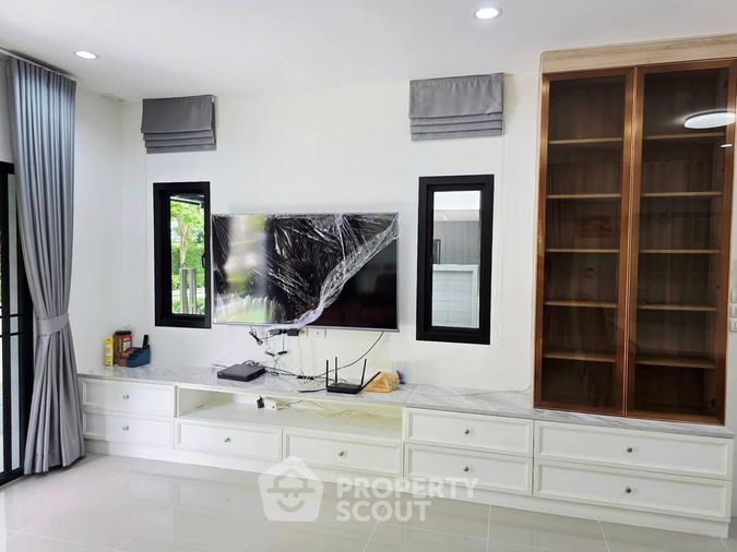 4-bed house for rent, 225 sqm, 56.3 sq wah, Baan Lumpini Suanluang Rama 9