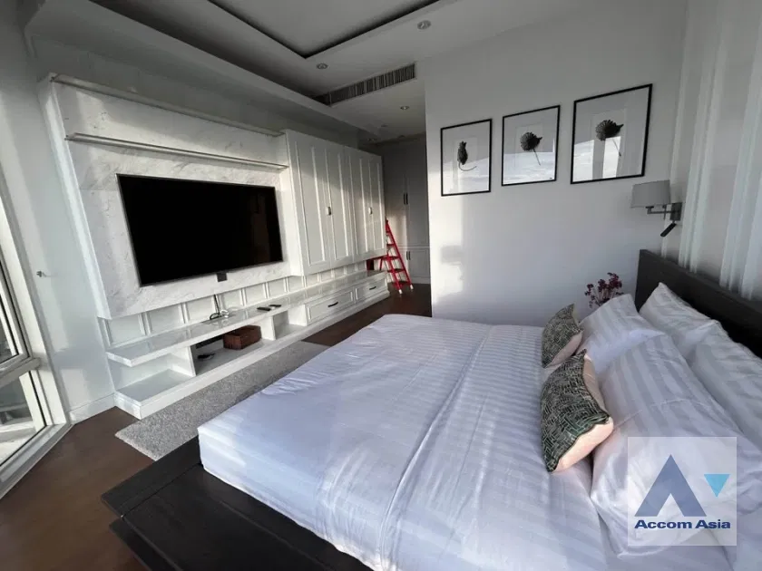 รูป 🔼🔽 AccomA 📩  2 BR Condominium @Royce Private Residences (AA43445) - รูปที่ 5/6