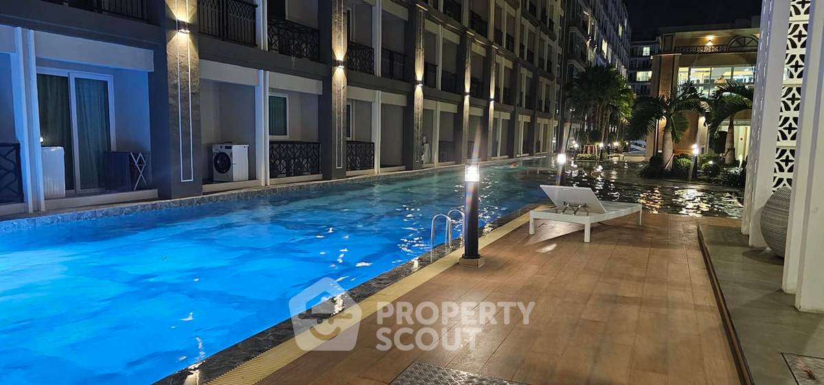 picture 2-BR Condo at Dusit Grand Park 2 close to Pattaya (ID 2136068) - 39/46