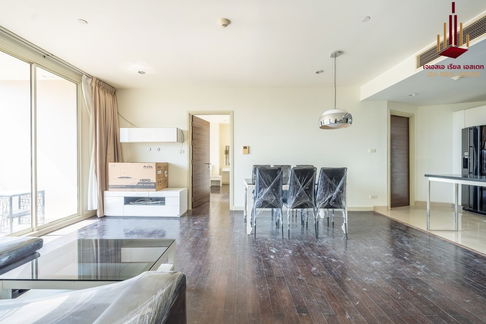 ✨ For Rent: Watermark Chaophraya River Condo ✨   💰 Only 40,000 THB/month