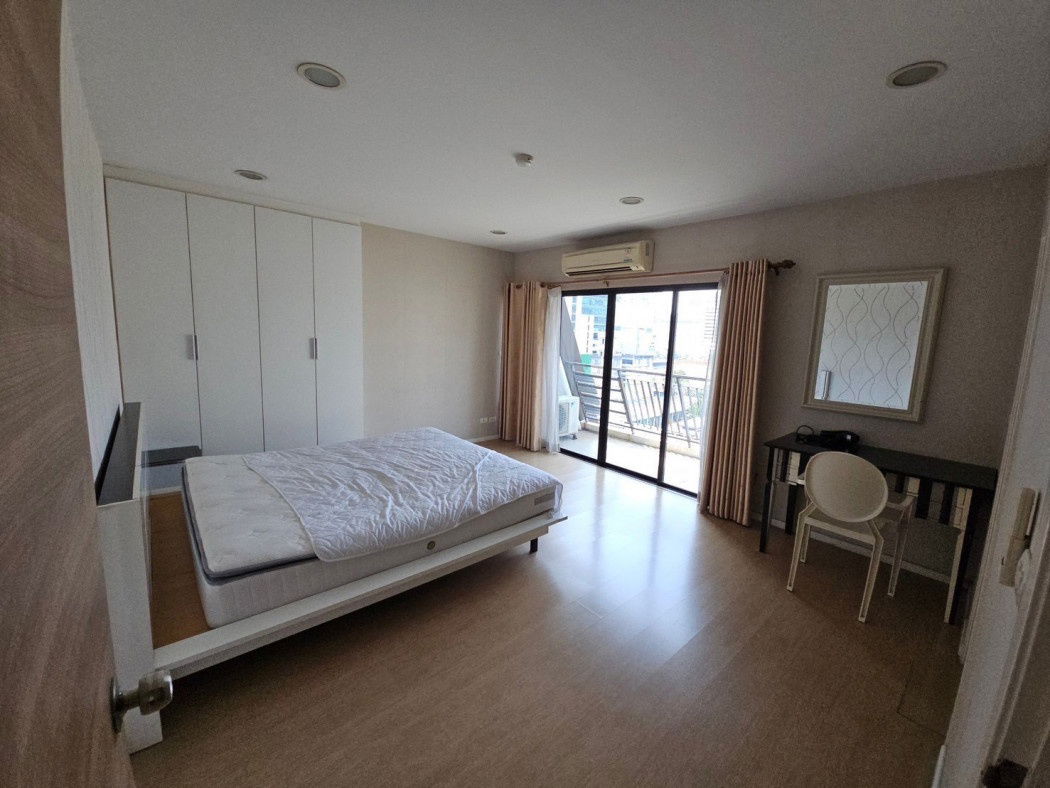 รูป ขายคอนโด Renova Residence ชิดลม - 118 ตรม. *ใกล้ BTS ชิดลม,เพลินจิต* - รูปที่ 2/12