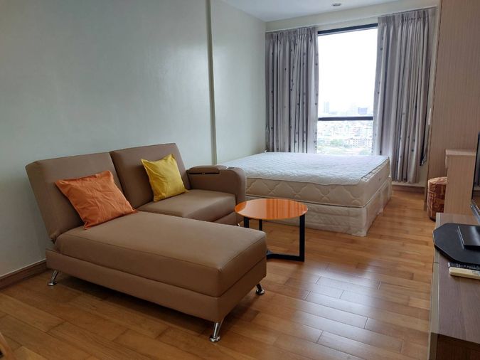 OMG3100  < Available 2-Oct-25 >  Nice Renovated Studio unit - for RENT @ [ Fuse Sathorn - Taksin ]