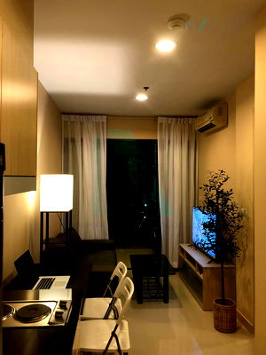 Condos for sale MRT Huai Khwang : For Sell Condo IDEO RATCHADA - HUAYKWANG Building 1, Floor 14,1 bed room, Room size 35 sqm
