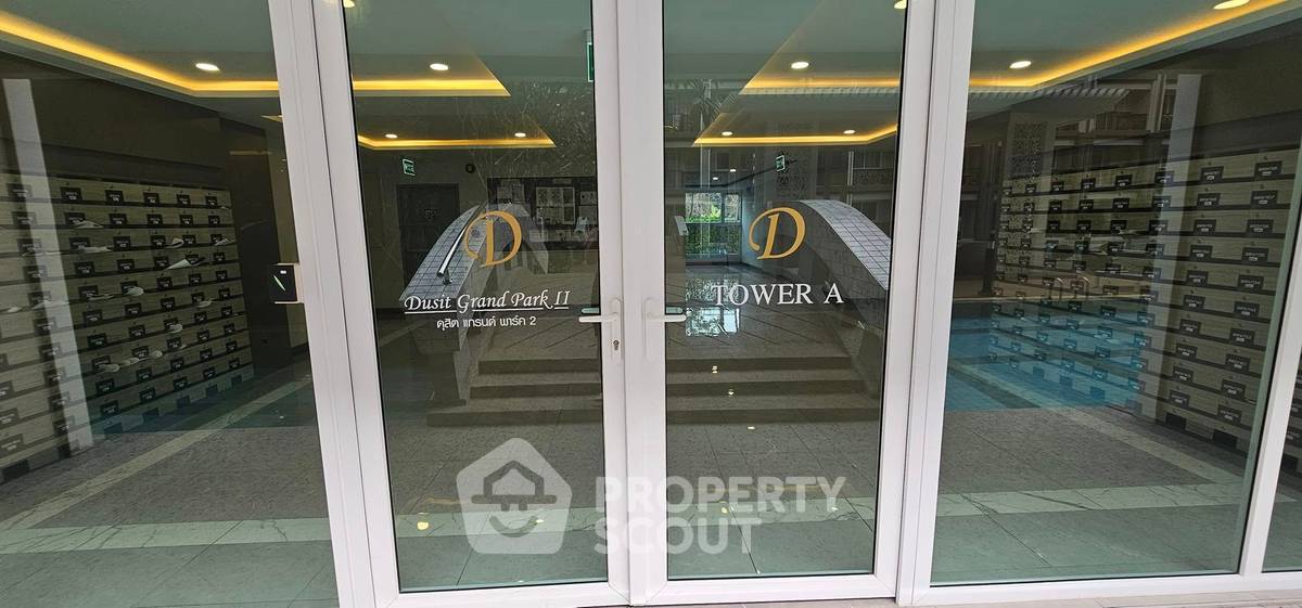 picture 2-BR Condo at Dusit Grand Park 2 close to Pattaya (ID 2136068) - 46/46