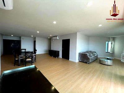 Condos for rent รพ.เซนต์หลุยส์ : ✨ For Rent: Sathorn Garden Condo ✨  💰 Only 90,000 THB/month