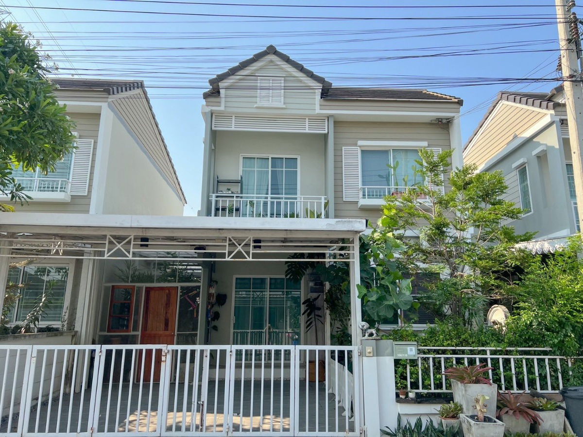 picture Townhouse for rent 🔥 The Village Bangna km.8 🔥 3 bedrooms, 2 bathrooms, fully furnished and equipped with appliances. - 2/11