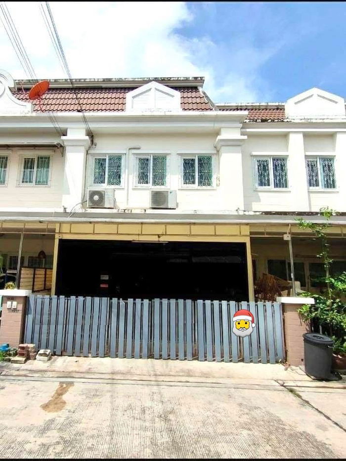 รูป ✨ ด่วน! บ้านว่างให้เช่า ✨ 🏡 The Exclusive Townhome (ซอยนวลจันทร์ 56) 3 ห้องนอน 2 ห้องน้ำ หมู่บ้านเงียบสงบ ถนนในโครงการกว้างขวาง - รูปที่ 1/13