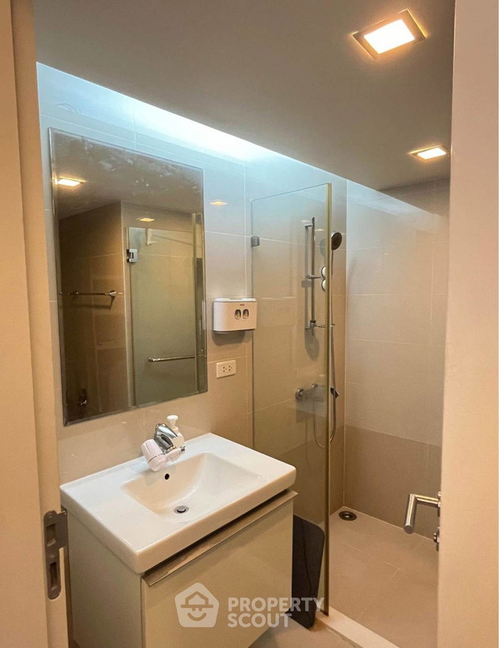 picture 1-BR Condo at Focus Ploenchit near BTS Nana (ID 2048494) - 5/7