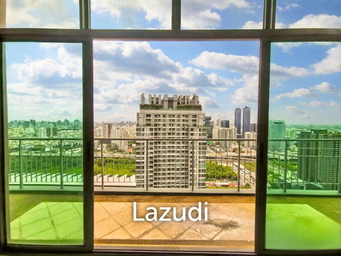 3 Bedrooms 3 Bathrooms 303.64 SQ.M Villa Asok