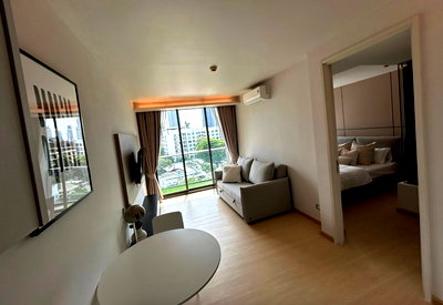 Condos for rent : Via49. 1bed 46sqm. Line id: @pfagent