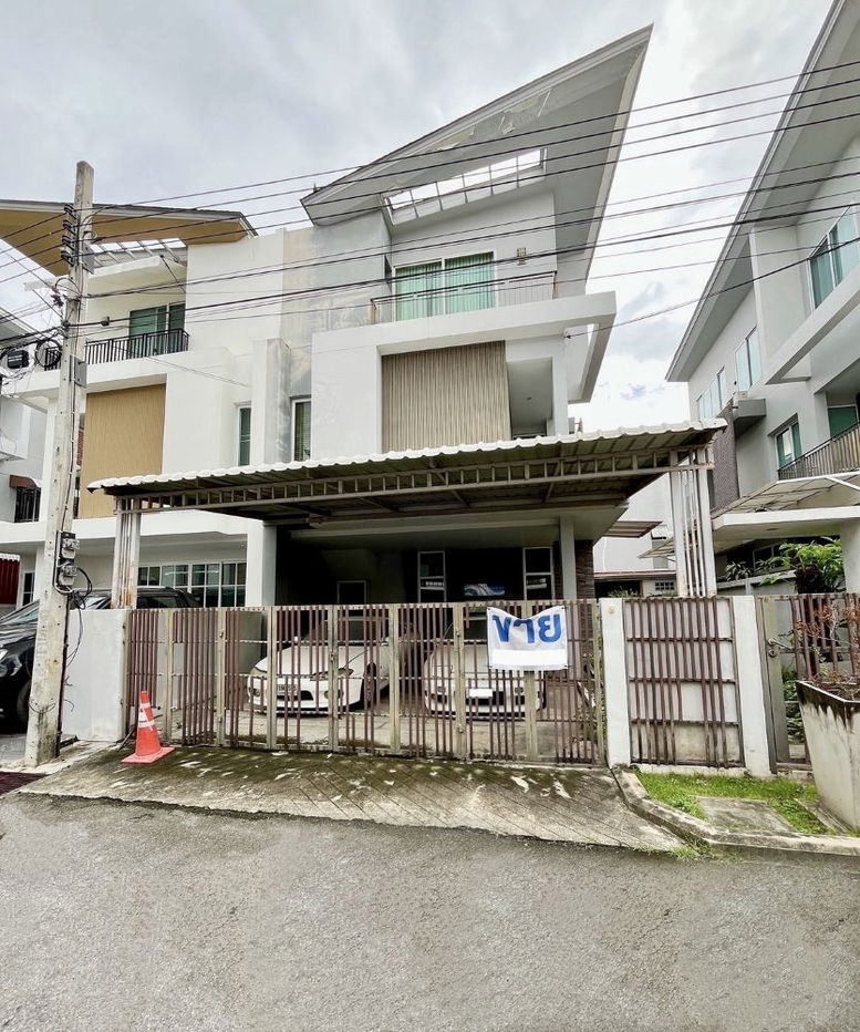 รูป ขายบ้านแฝด 3 ชั้น แกรนด์ ไอ-ดีไซน์ วิภาวดีฯ ดอนเมือง พร้อมเข้าอยู่ ทำเลดี เดินทางสะดวก ติดถนนวิภาวดี - รูปที่ 1/15