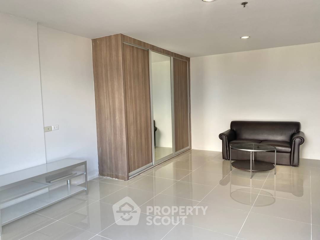 รูป คอนโด 2-ห้องนอน ที่ เดอะวอเตอร์ฟอร์ด ไดมอน ทาวเวอร์ สุขุมวิท ใกล้ BTS พร้อมพงษ์ (ID 1332373) - รูปที่ 18/18