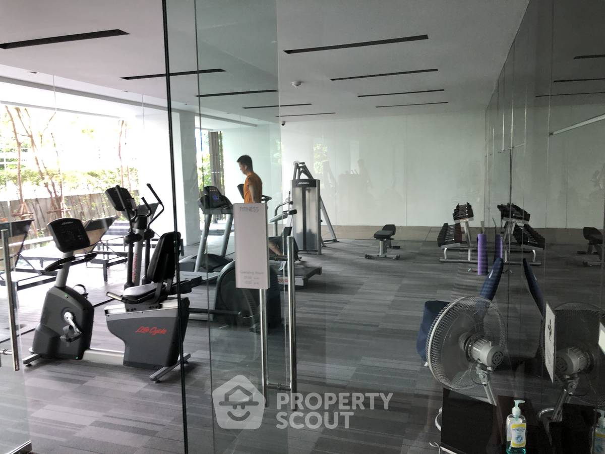 picture Great Value 2-BR Condo At Via 31 Near MRT Sukhumvit (ID 390081) - 14/18